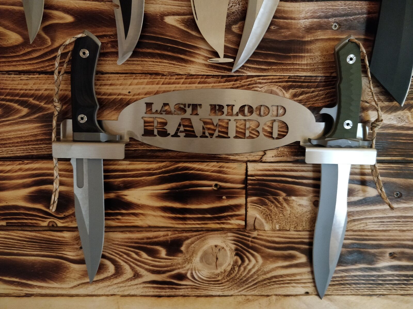II Rambo Messer Wandhalterung für Messer I III IV Handpoliert 